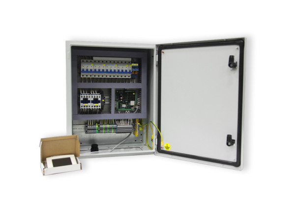 Щит управления с выносным пультом DMXGT/7,5кВт/V/Fi/HW/CW/CF/HE.3х32кВт/M-IP65